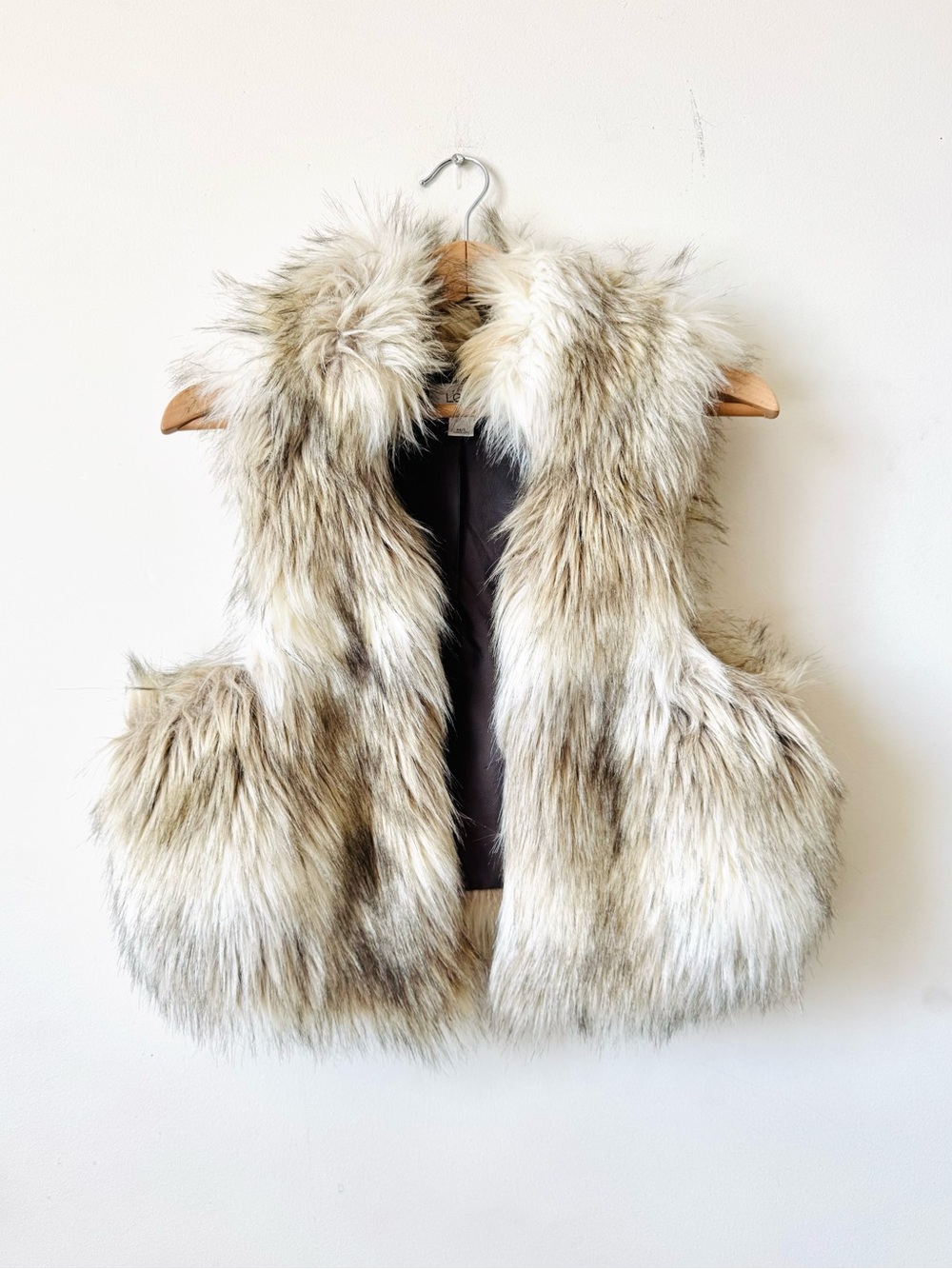 Ann Taylor Loft Sz M/L Cream Brown Shaggy Faux Coyote Fur Vest